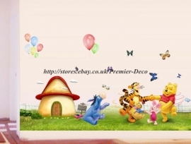 פו הדוב רוקד עם חברים